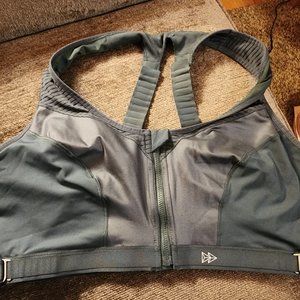Yvette Sports Bra Excellent condition size 48D-F